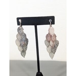 Vintage Silver Tone Leaf Chandelier Charm Screw Back Clip Earrings Lightweight